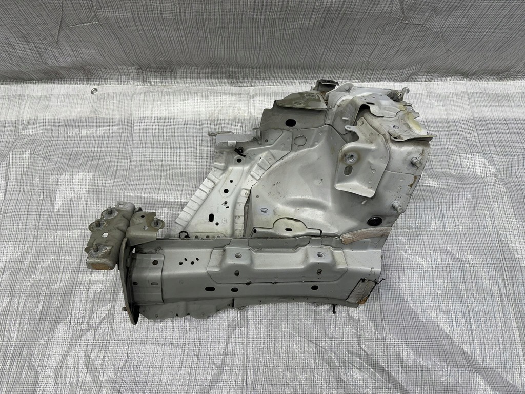 фото №1, Лонжерон права jaguar e-pace