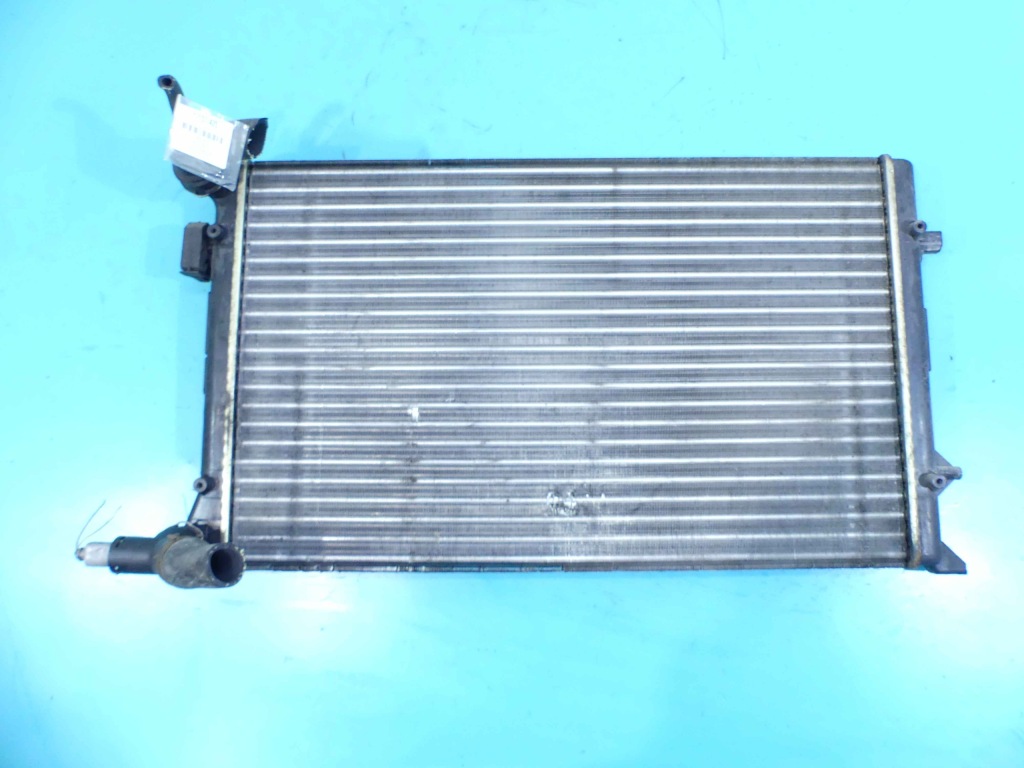 фото №1, Радіатор vw jetta v golf v 1.6 fsi 116km