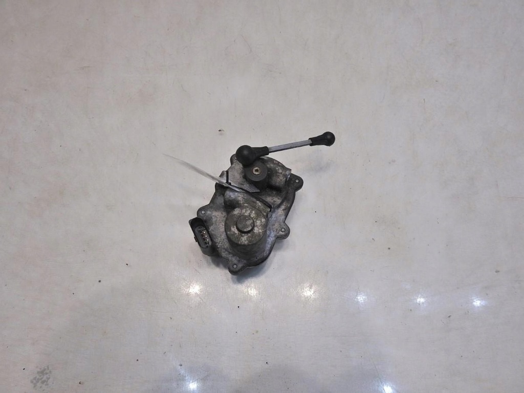 фото №6, Регулятор крышка коллектор audi a3 8p 2.0 t