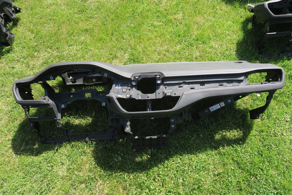 фото №1, Ford focus mk4 приборная панель консоль оригинал vignale !!