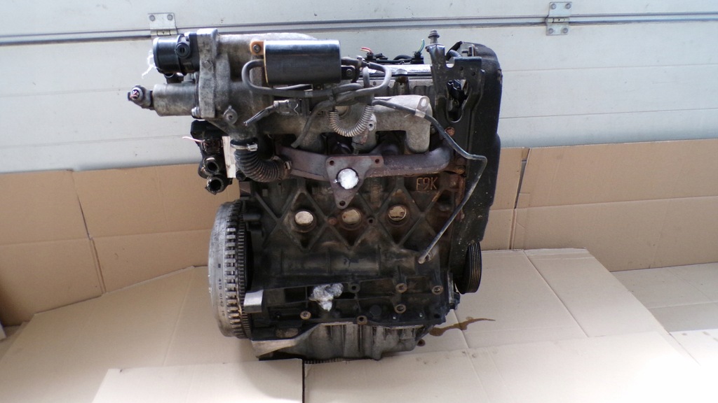 фото №8, Volvo v40 s40 lift 1.9dci двигатель f9k