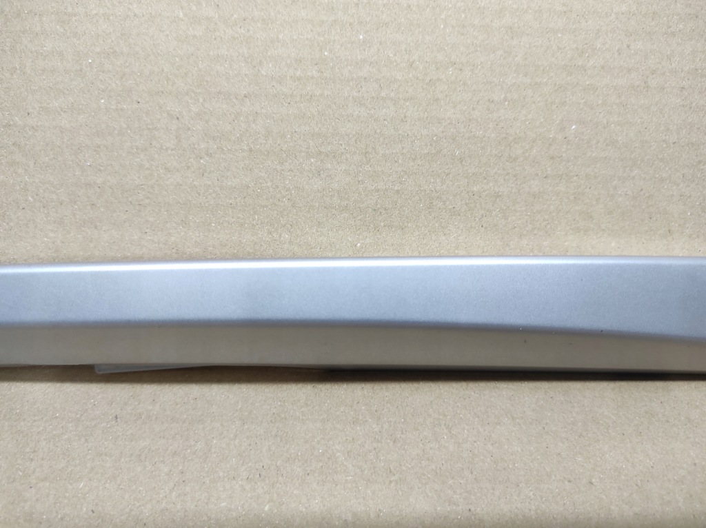 Заглушка накладка рейлінг права перед renault laguna 3 універсал Недорого