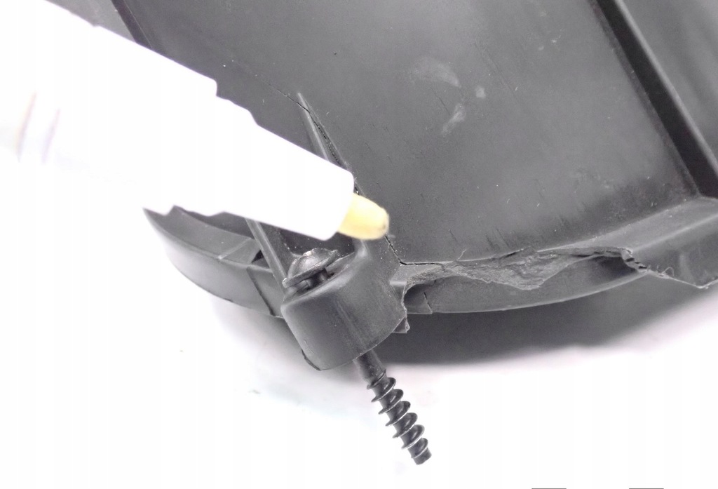 фото №11, Корпус фільтра повітря a8 d3 4e0133824k