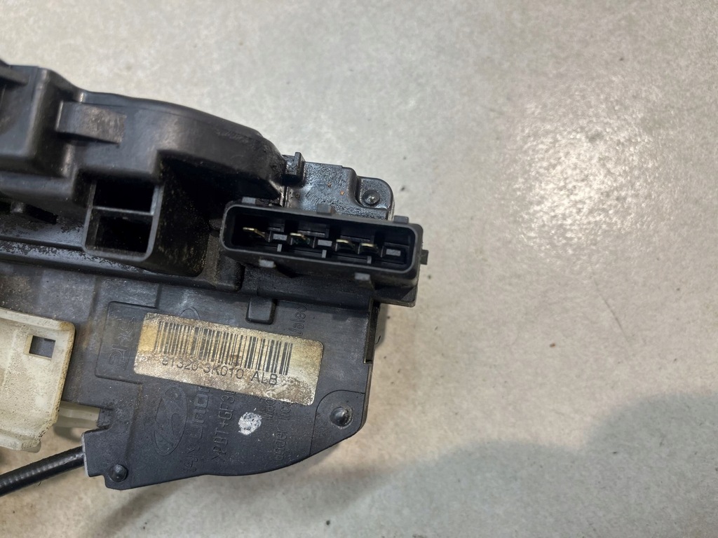 фото №8, Замок дверь правый перед 4pin hyundai sonata iv v6 3.3 813203k010