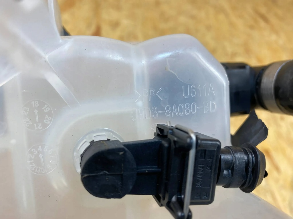 фото №9, Бак бачок розширювальний jaguar i-pace j9d3-8a080-bd 2018-