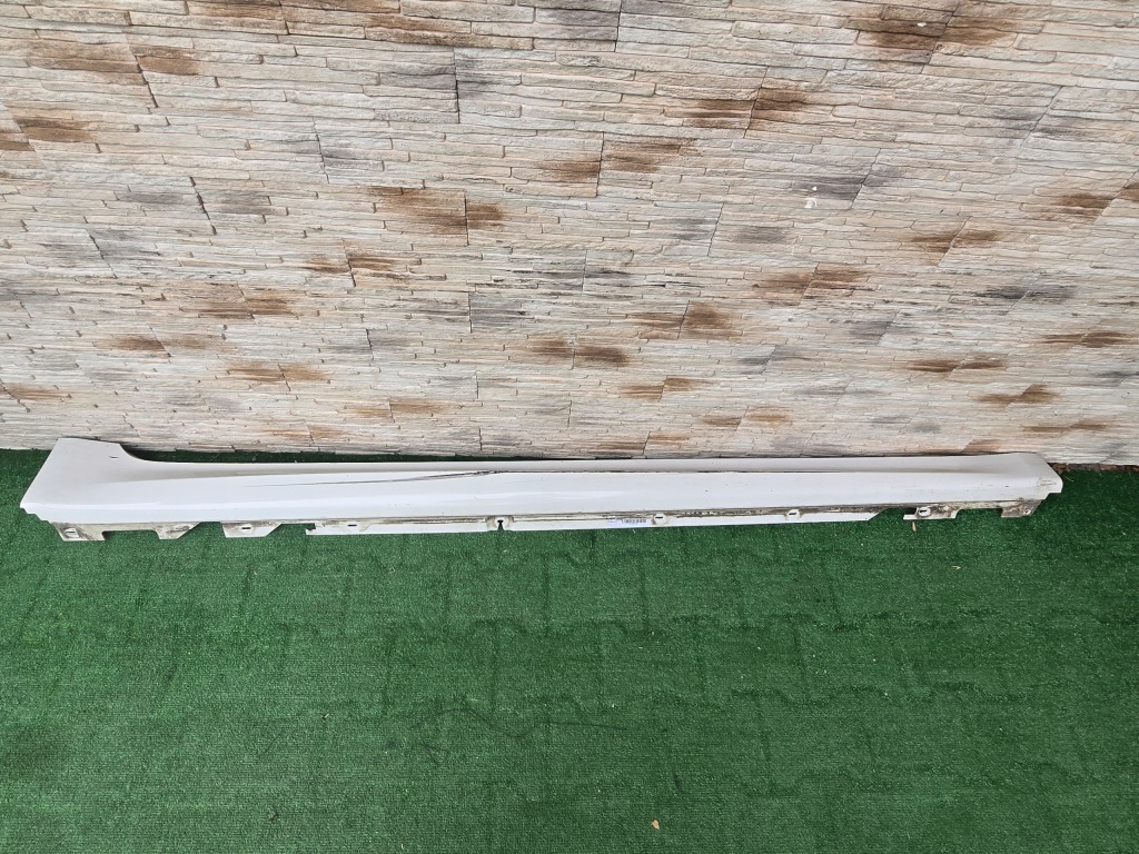 фото №1, Молдинг поріг права bmw 5 g30 g31 m набір