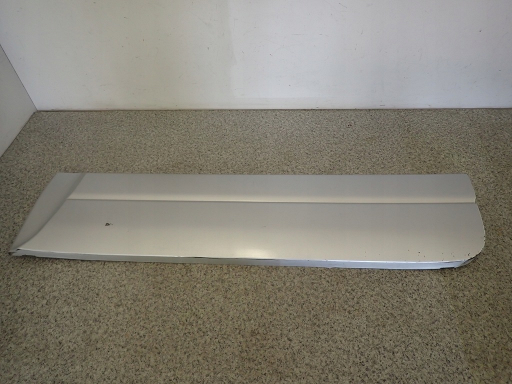 фото №1, Suzuki grand vitara 99- молдинг двері лівий