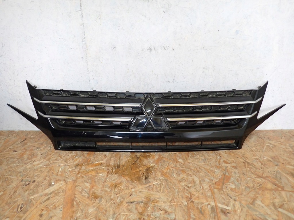 фото №1, Решітка радіатора решітка радіатора mitsubishi space star 2 ii lift 2019-