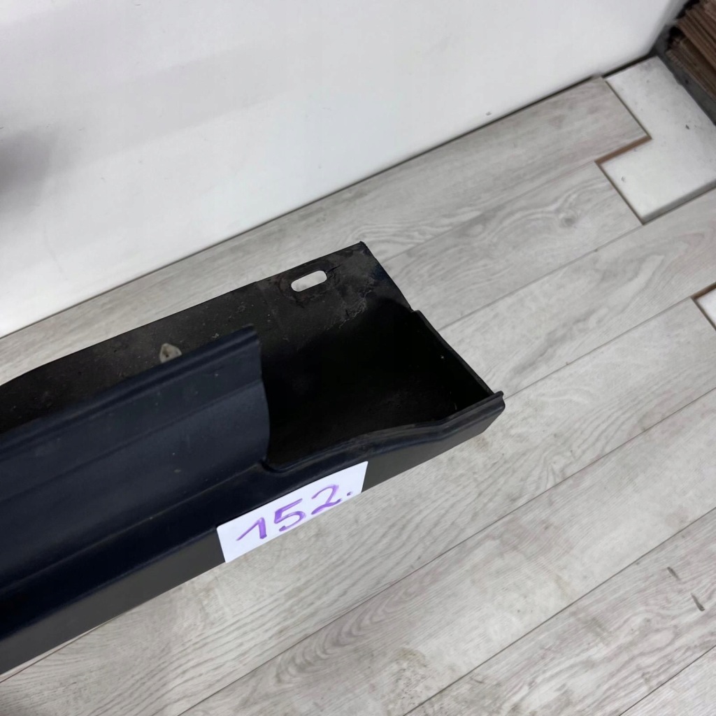 Накладка  накладка порог правая порог правый  ford c-max mk2 2 оригинальный номер am51-r10258-a Оригинал