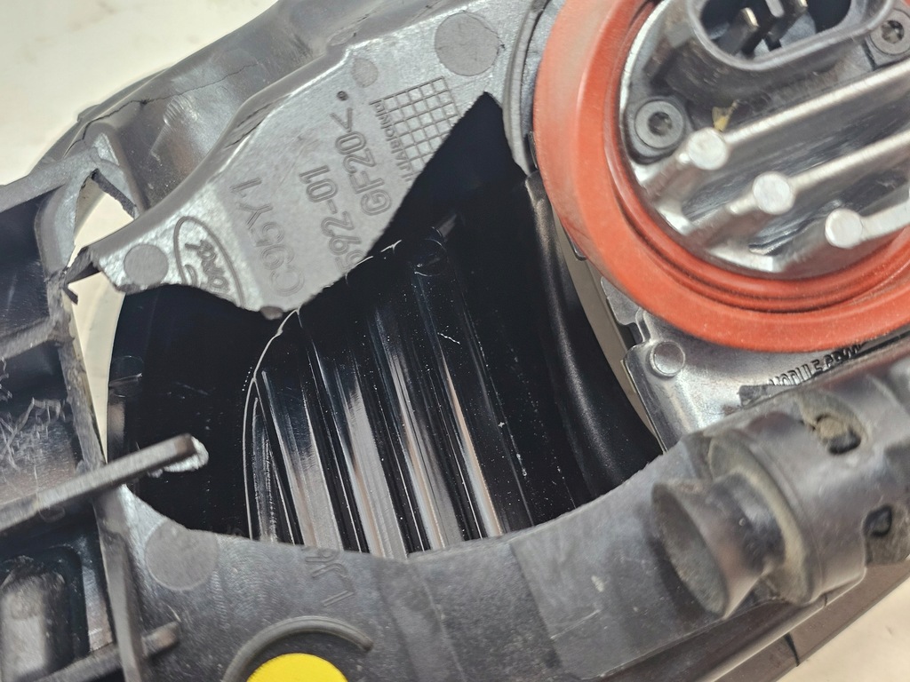 фото №9, Ford escape 20- противотуманная фара левый lj6b-15a255-bb usa