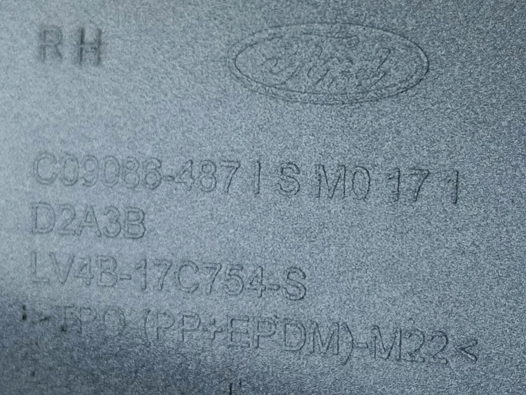 Купить Ford kuga mk3 st-line 19- решётка бампера правый