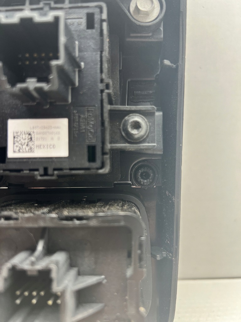 фото №6, Ford kuga тримачі na чашки перемикачі передач 2020-23 lj6b-14e078-ac