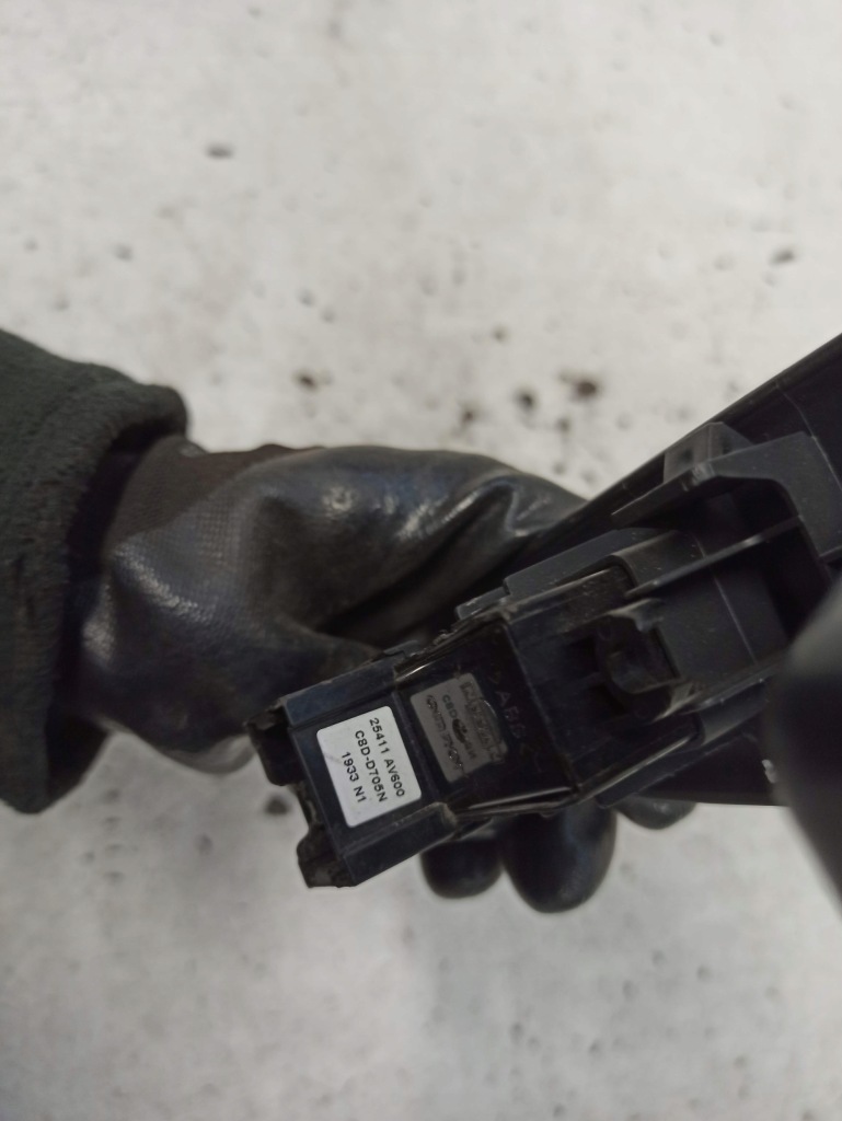 фото №7, Nissan primera p12 панель управление окон водителя левый задняя 82961 av760