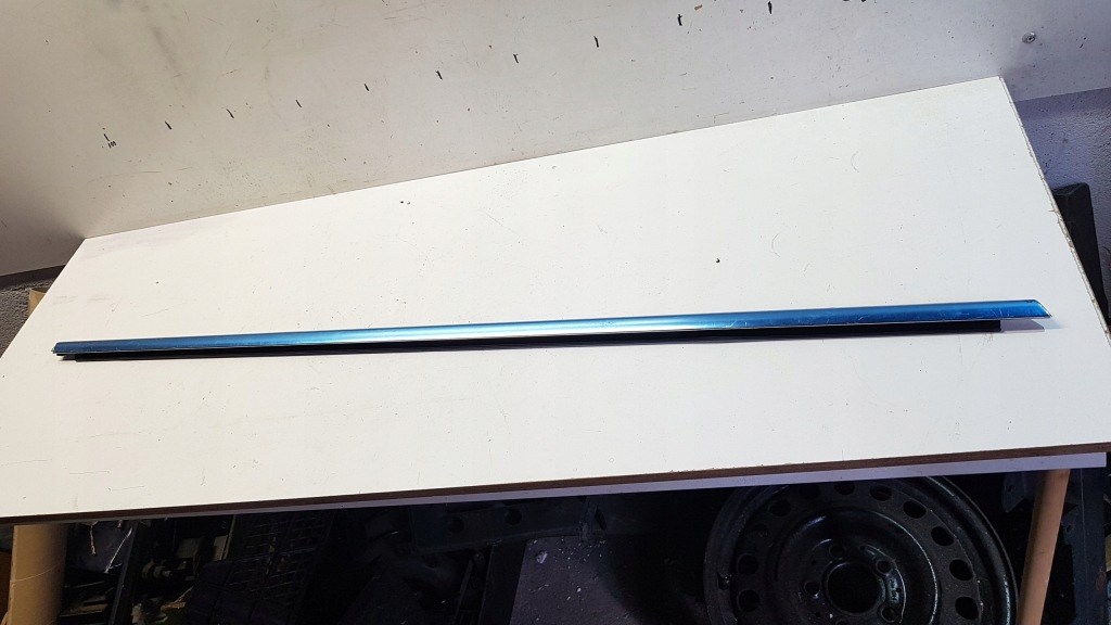 фото №1, Touareg ii 7p0 cayenne молдинг прокладка 7p0837476