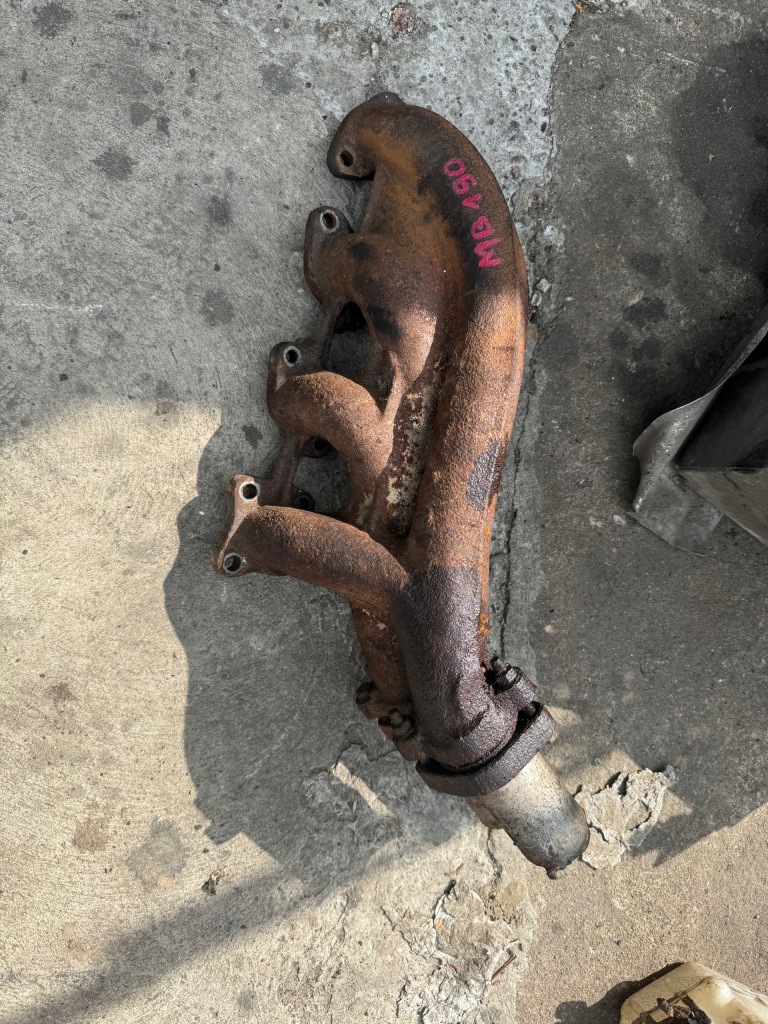 фото №1, Mercedes 190 колектор випускний