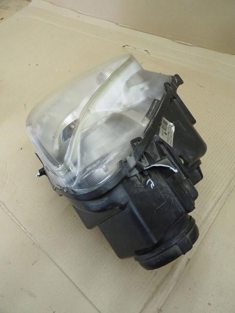 фото №16, Лампа перед левая lancia phedra 1494332080 89006365 europa