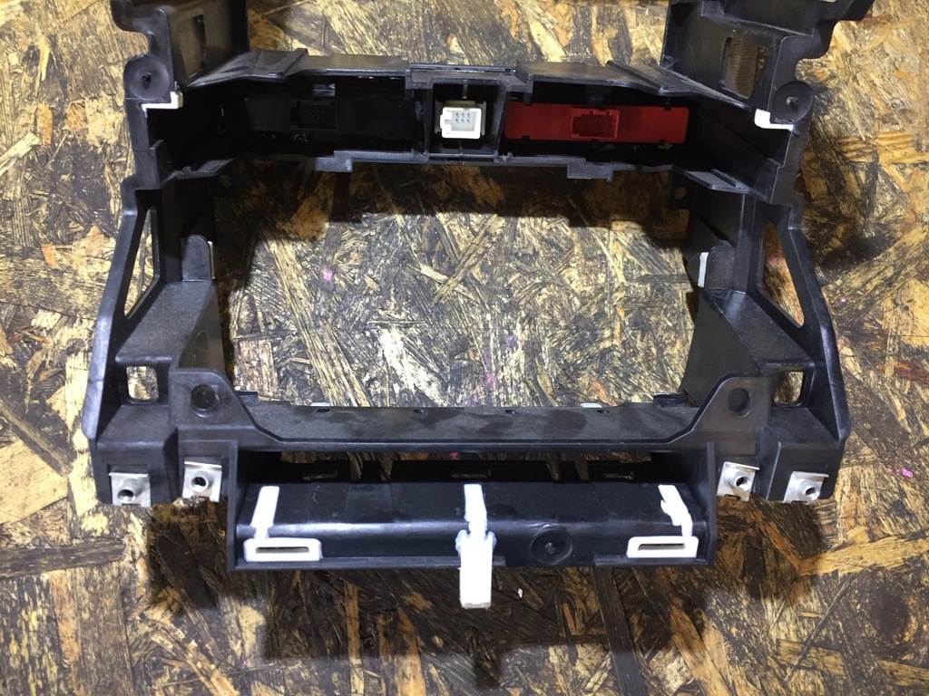 фото №11, Audi a3 8p lift рамка корзина радіо перемикачі 2din