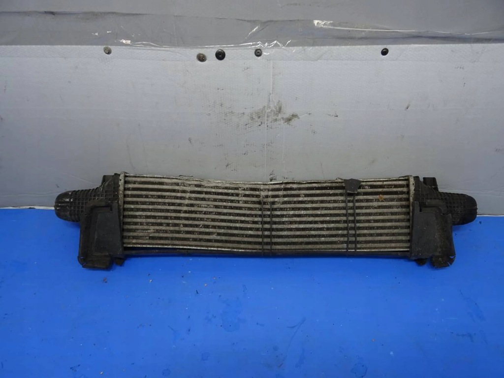 фото №1, Интеркулер mercedes w204 a2045000200