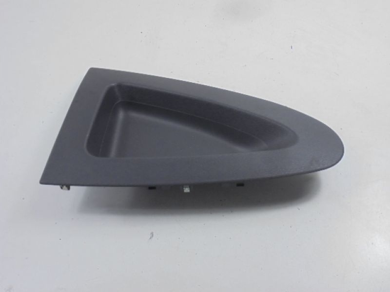 фото №8, Renault twingo ii бардачок консоли полка 8200624896