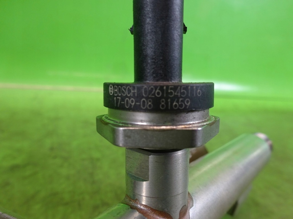 фото №8, Молдинг впрыскная infiniti q30 qx30 2.0 t 211km