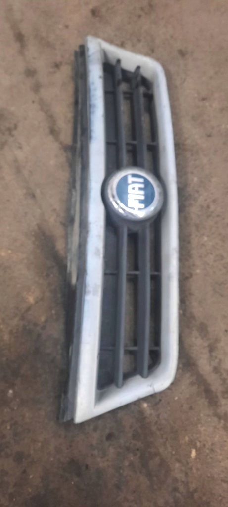 фото №1, Решітка радіатора накладка 132915801 fiat ducato