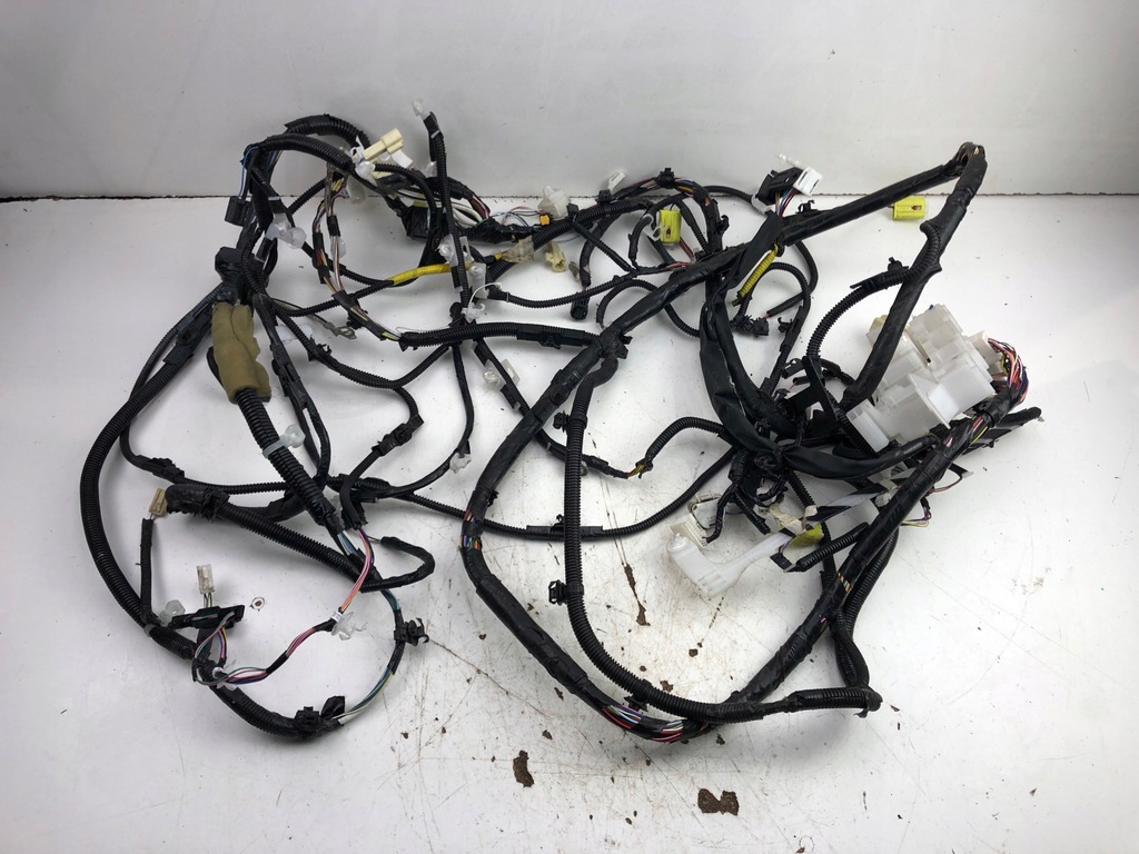 фото №1, Toyota джгут салону 8216105m30