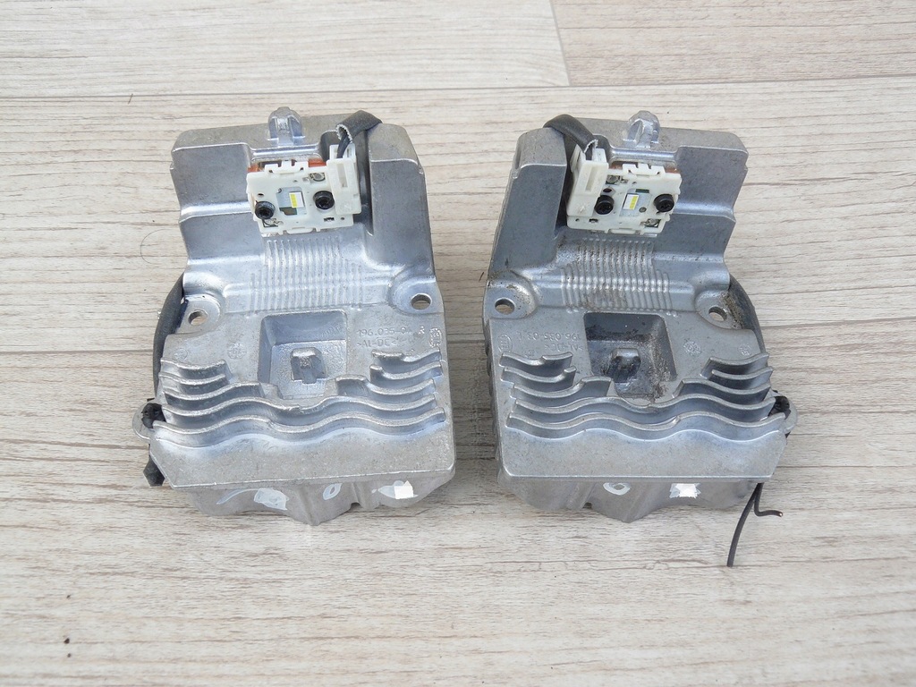 фото №1, Scania r s 2017 модуль led jeż 196.035-03l