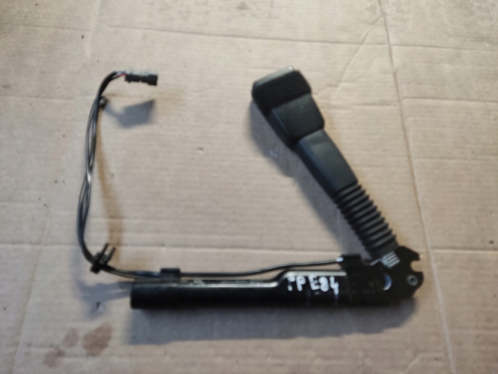 фото №1, Bmw x1 e84 натягувач поперечина правий перед передній