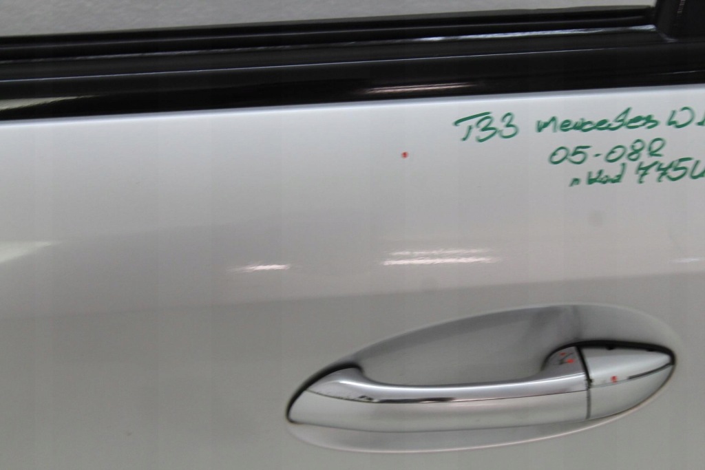 Двері лівий перед mercedes w164 05-08r 775u Ціна