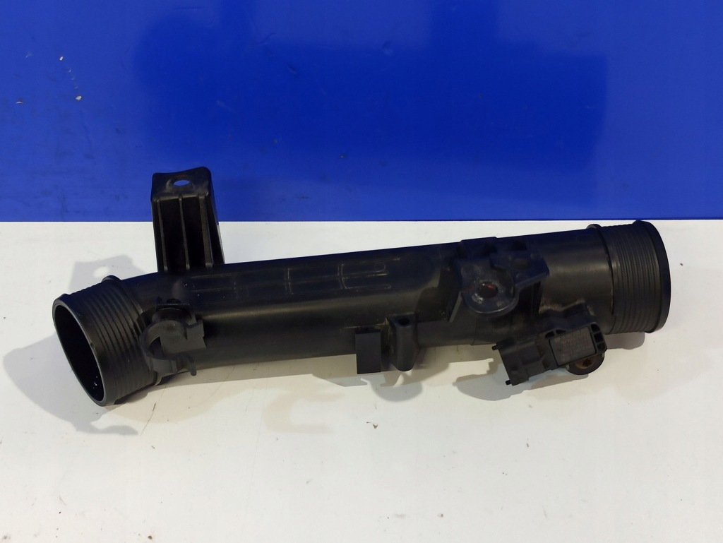 фото №1, Volvo v60 2015 патрубок / труба інтеркулер