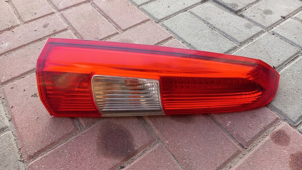 фото №1, Лампа задняя левая верхний volvo xc70 00-04r