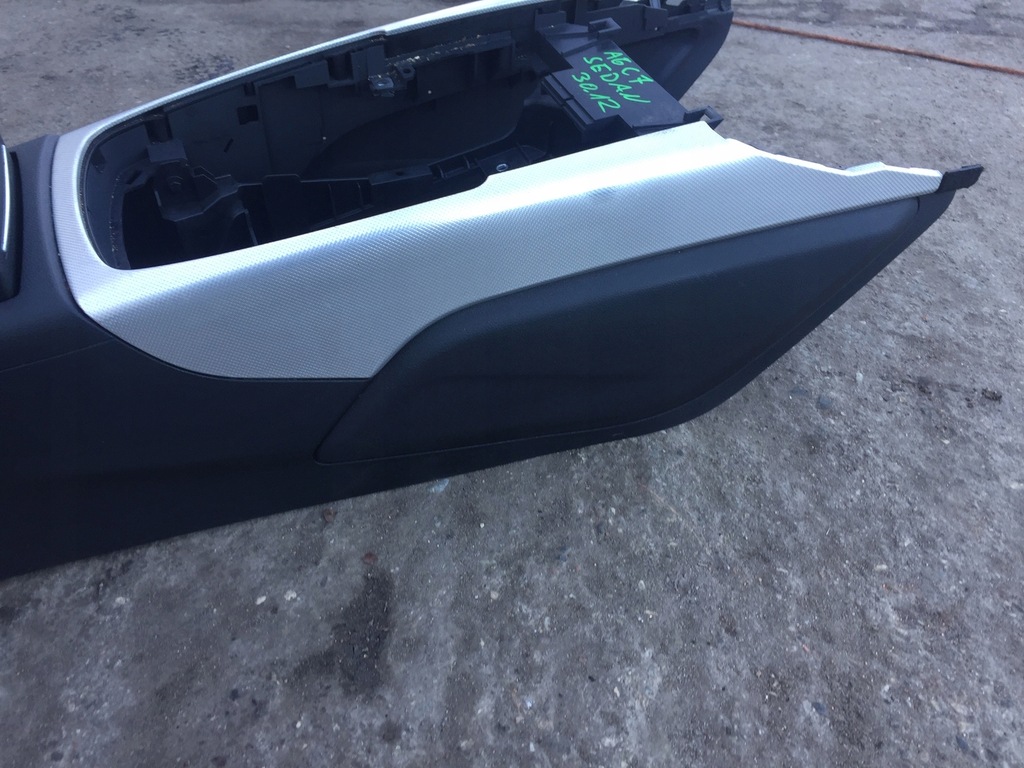 фото №9, A6 c7 туннель средний консоль средняя 4g0863244