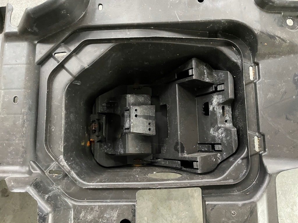 фото №6, Jeep grand cherokee wk2 пластик накладка підлога