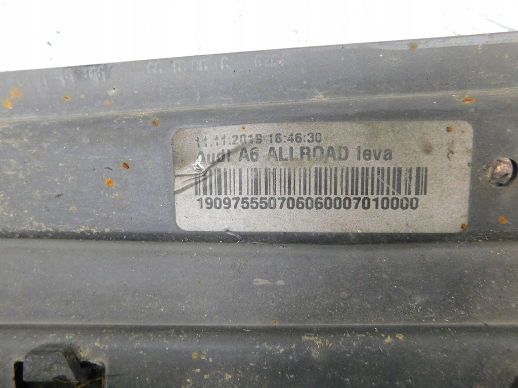 фото №9, Молдинг порог левая 4k9853855 - audi a6 c8 allroad quattro 2018-