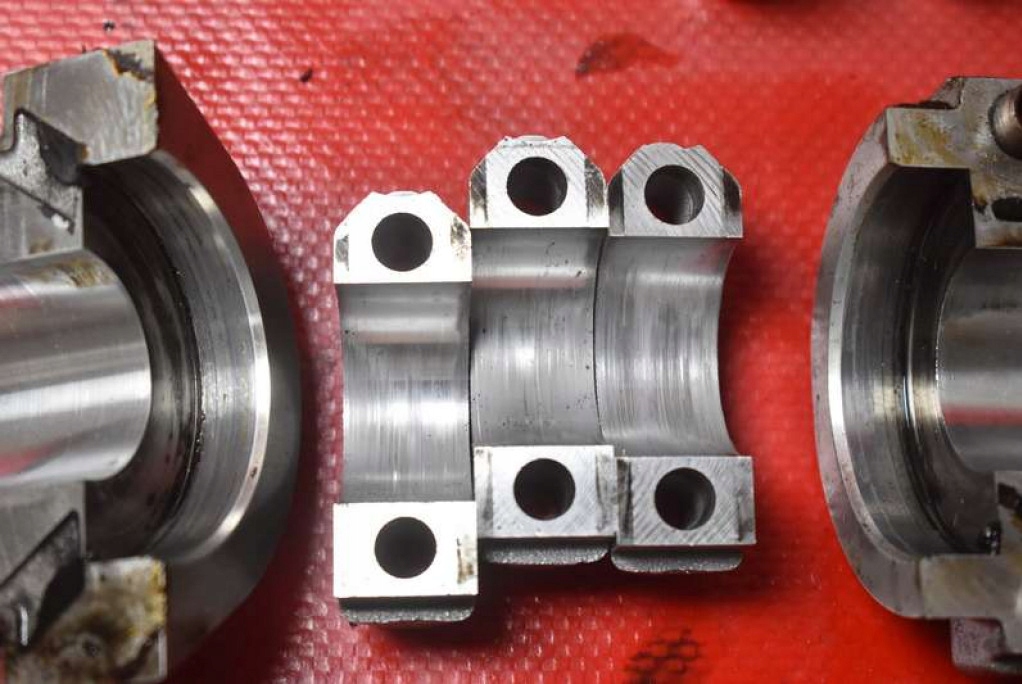 фото №10, Головка двигателя 4r8q-6c064 jaguar s-type 2.7 biturbo 207 km 04-08