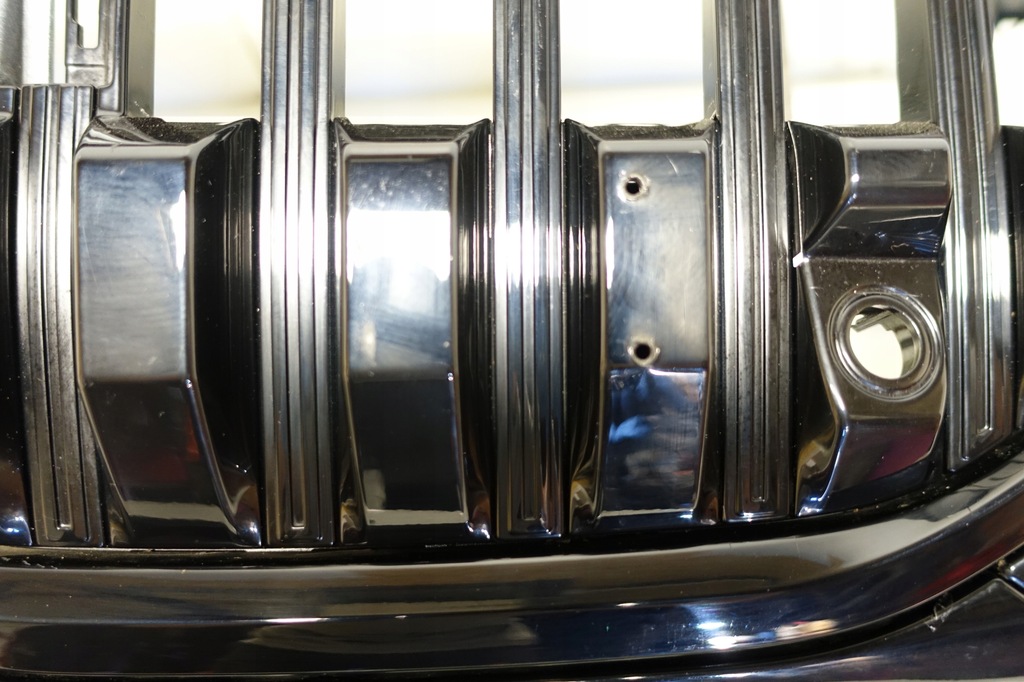 фото №8, Bmw 7 g70 m-pakiet 2022- pod 6 датчиков pdc бампер передний перед