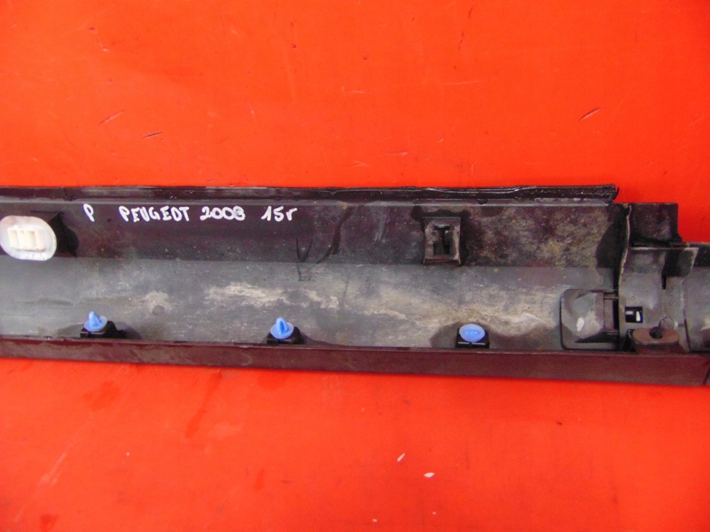 фото №14, Peugeot 2008 i 13- молдинг накладка порог правая
