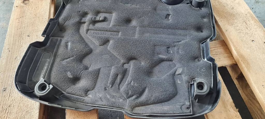 фото №9, A4 b9 8w захист верхній кришка двигуна 2.0 tdi 04l103925p a5 8w