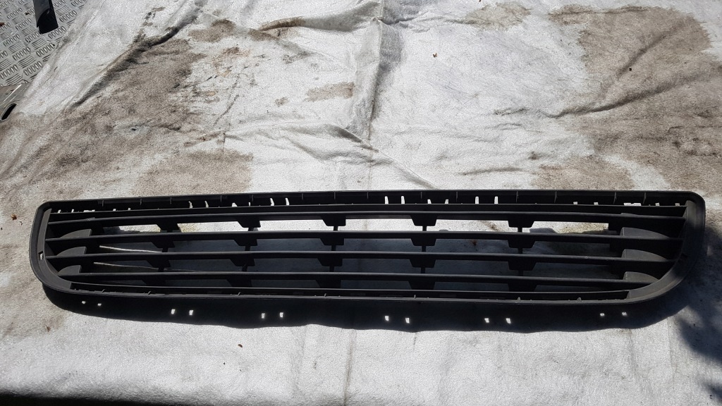 Купить Citroen оригинальный номер 9681519877 решётка бампера