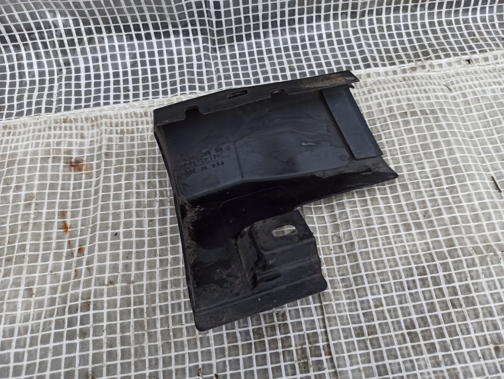 Mercedes ml w164 наконечник порога  накладка правая Доставка
