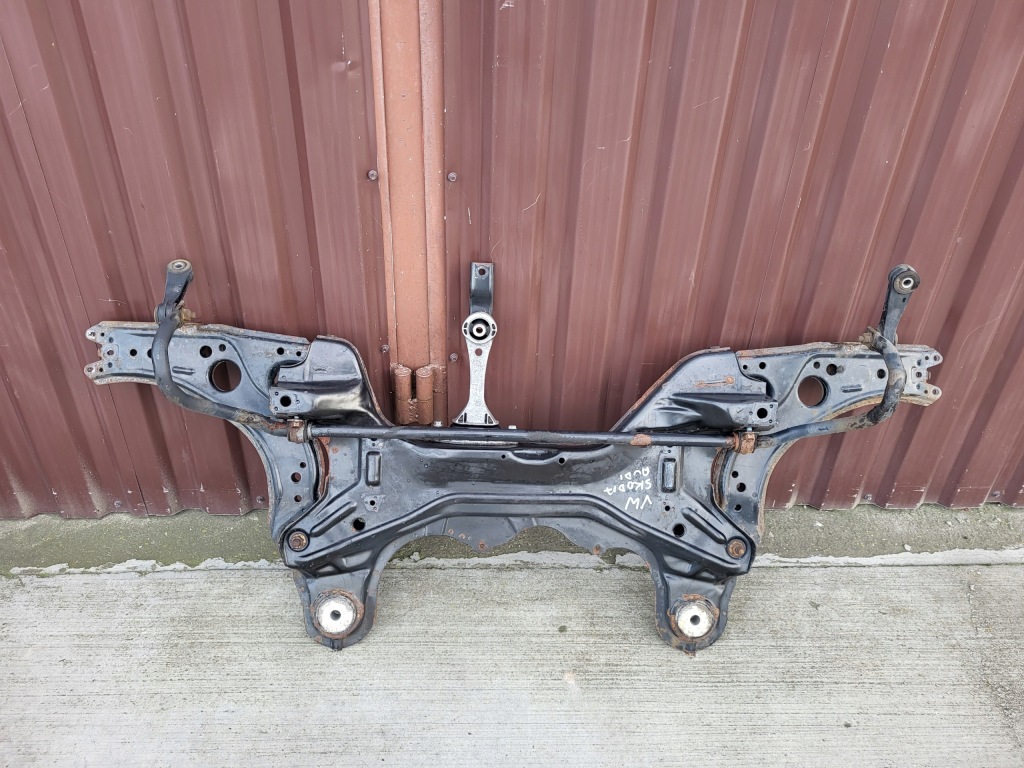 фото №1, Audi a3 8l 1.6 8v sr автоматическая коробка передач подрамник перед передние подрамник