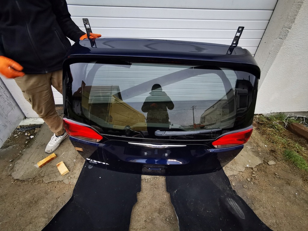 фото №15, Pbx крышка багажника багажника с стекло i спойлером chrysler pacifica