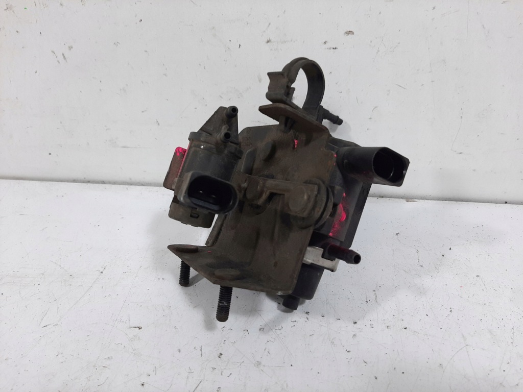 Vw lt35 2.5tdi 2003r клапан вакуумa 701906283 Доставка