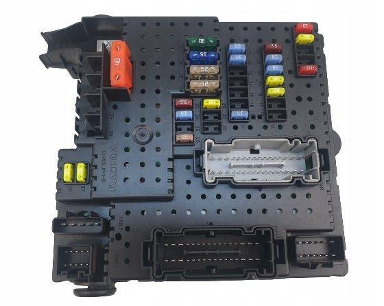 фото №1, Volvo xc90 i lift 2.4d коробка предохранителей oryg