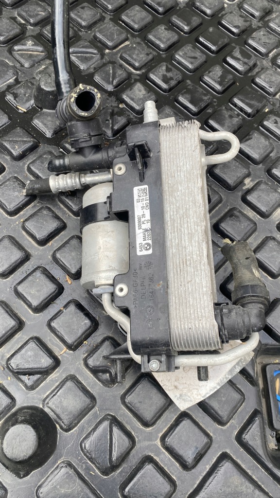 Купить Конденсатор кондиционера bmw g30 g11 g12 9309007