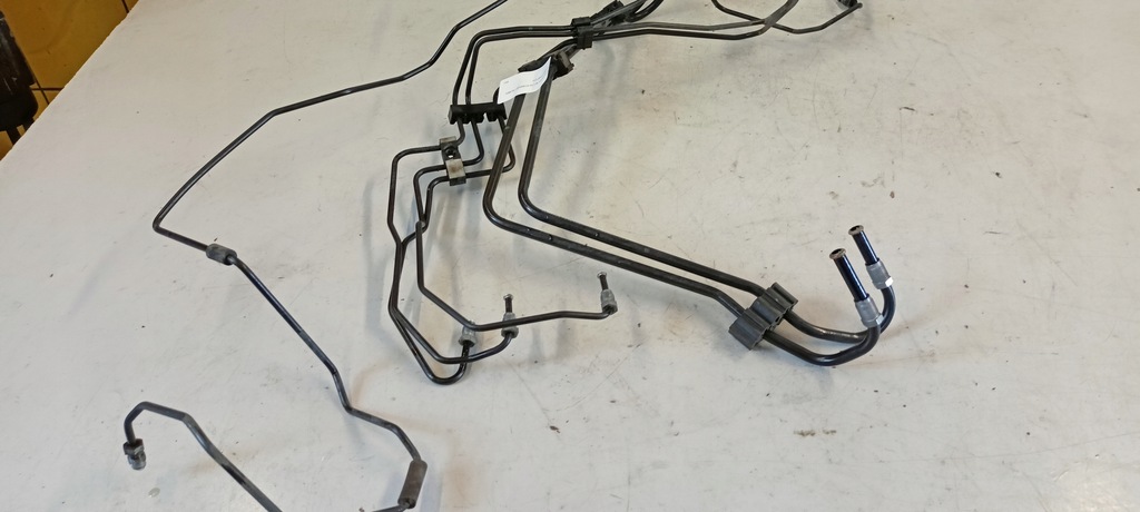 фото №1, Mercedes w 175 трубки гальмівні