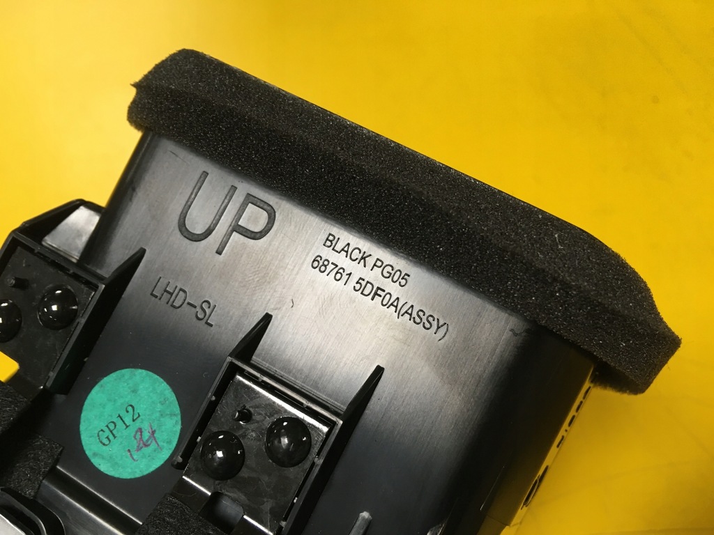 фото №6, Решётка обдув водителя левая панели infiniti q30 eu