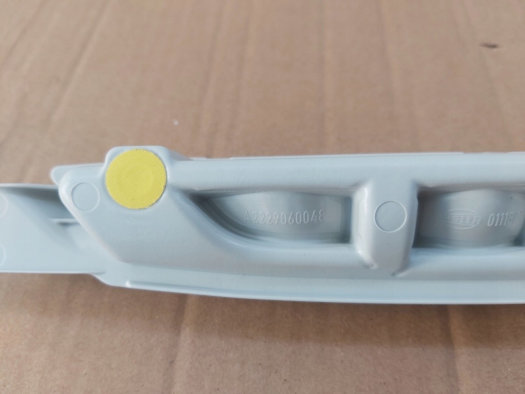 Mercedes s-klasa a2229060048 фонарь  стоп-сигнал led Оригинал