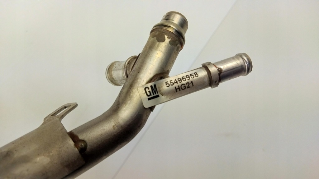 Insignia b 2.0 cdti трубка шланг воды 55496958 Оригинал