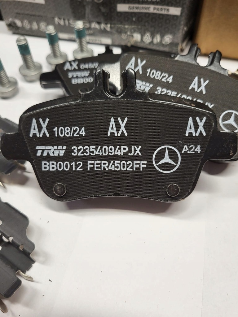 фото №5, Тормозные колодки тормозные задние infiniti q30 qx30 mercedes a b cla gla оригинал